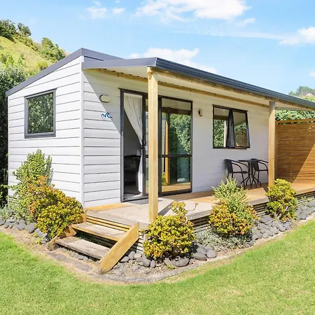 Port Waikato Holiday Park Exterior photo