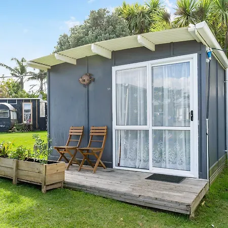 Port Waikato Holiday Park Exterior photo