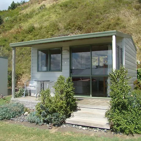 Port Waikato Holiday Park Room photo