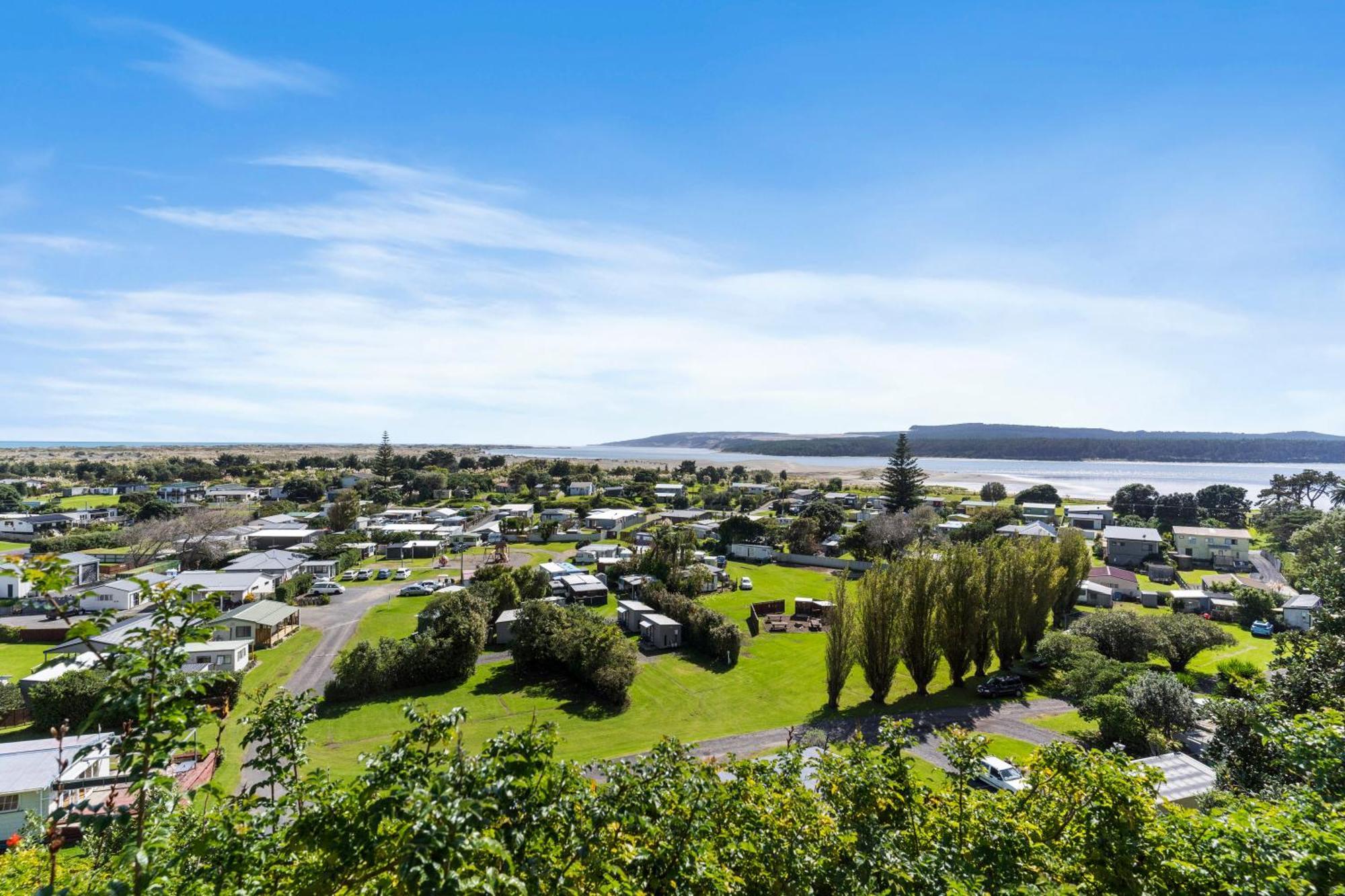 Port Waikato Holiday Park 4* Port Waikato